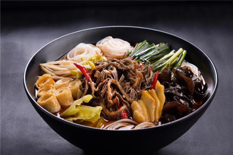 蜀云阁过桥米线